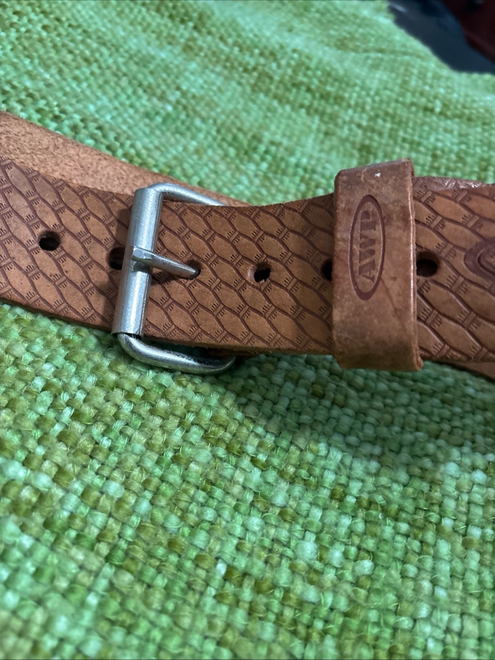 Tan Leather Men’s Belt with Subtle Logo Keeper